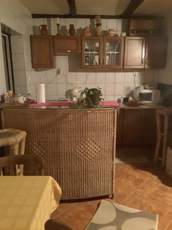 Ibolya Apartman Apartment Kano ภายนอก รูปภาพ