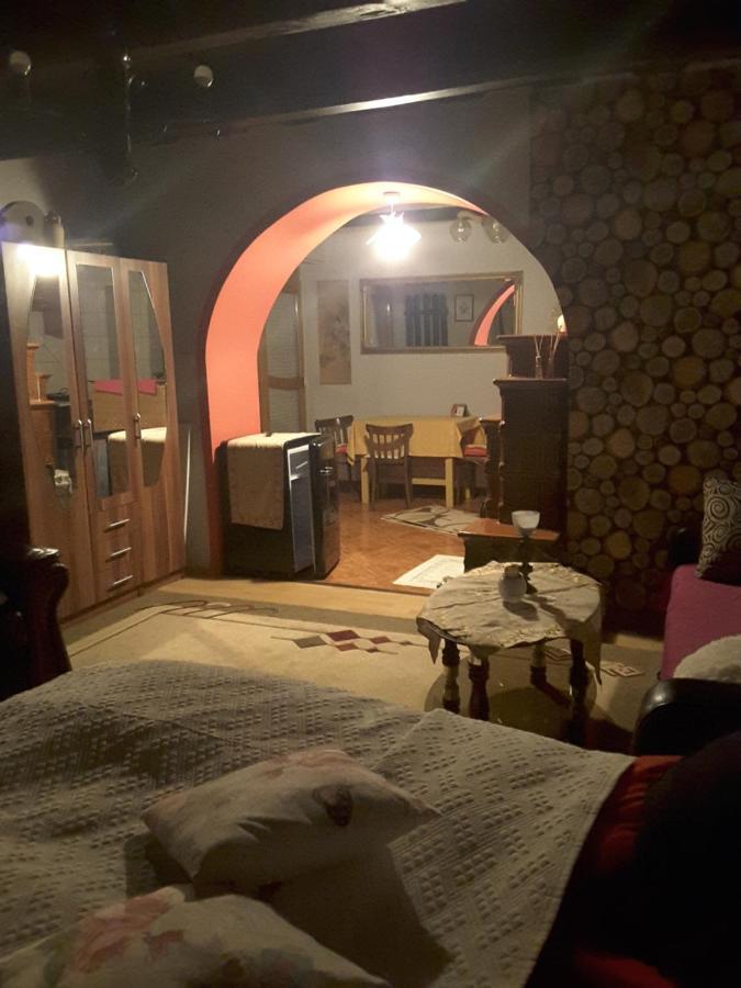Ibolya Apartman Apartment Kano ภายนอก รูปภาพ